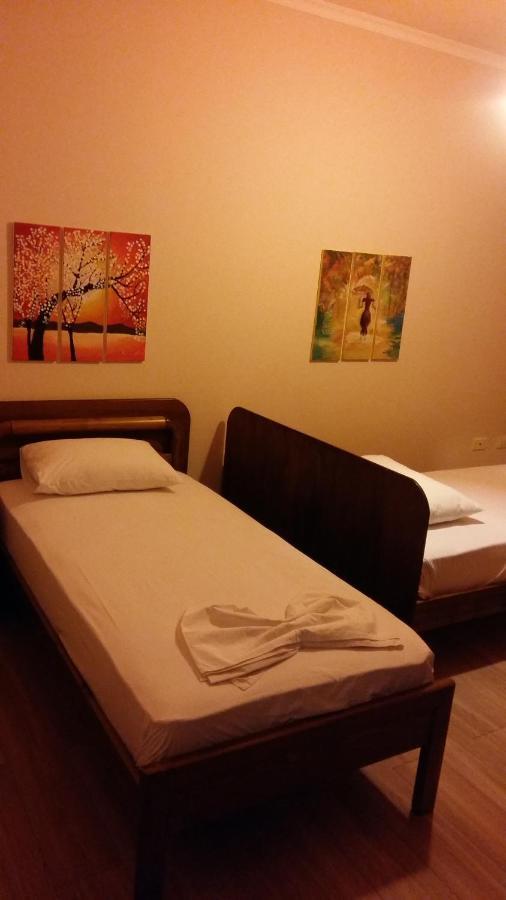 Drini Hotel Rrashbull Екстер'єр фото