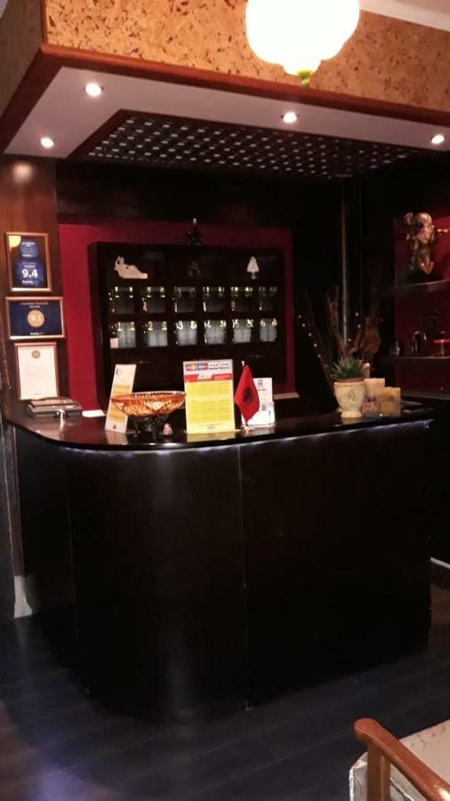 Drini Hotel Rrashbull Екстер'єр фото